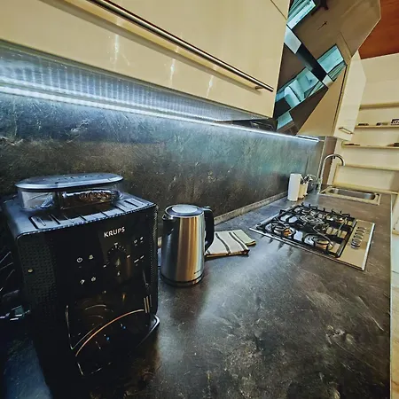 Hortenzia House With Free Parking * Kassa