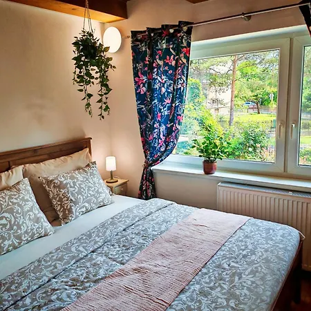 Hortenzia House With Free Parking Apartman